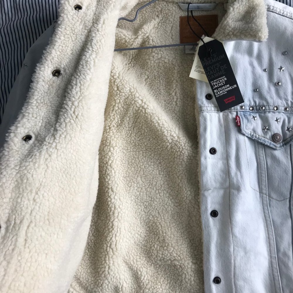 LEVI's Sherpa Trucker (brand-new with tags) - Picture 6 of 7